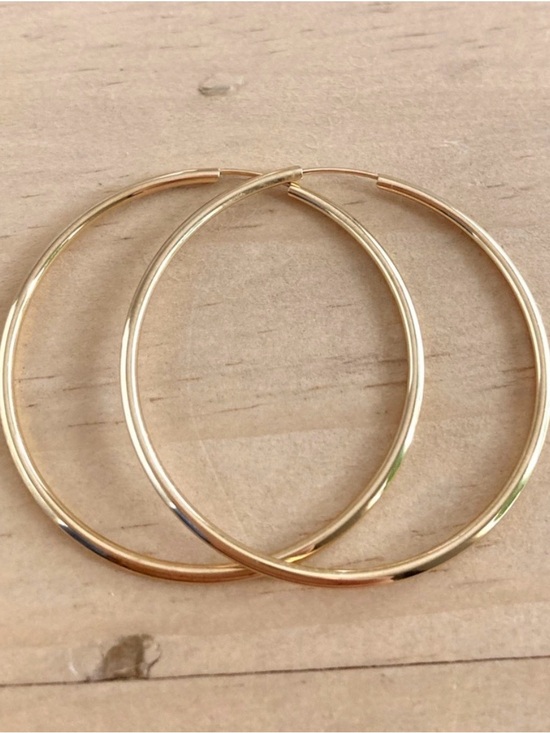 Melanie Auld Jewelry - Melanie Auld 10k gold hoops